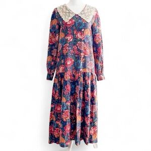 Floral Long Sleeve Dress with Lace Collar